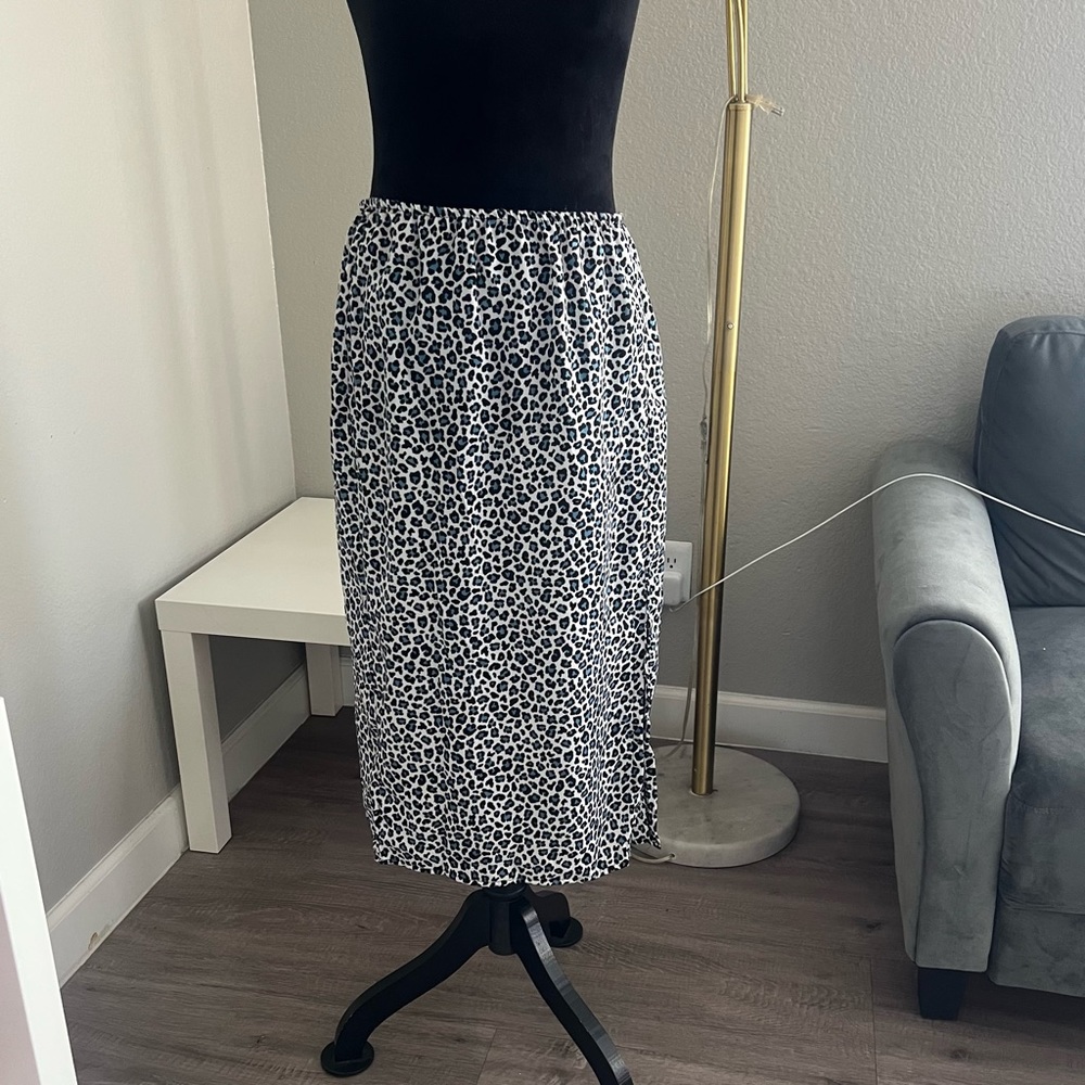 Polly & Esther Women's Leopard Print Cheetah Midi Skirt Blue Size Large